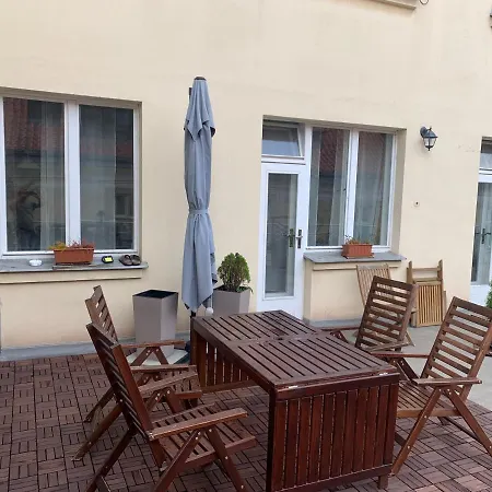 Apartment Anenska By Charles Bridge 2 *