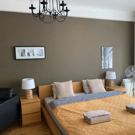 Appartement Anenska By Charles Bridge 2 *